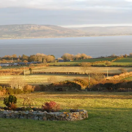 فندق مبيت وإفطار Inishowen 3*